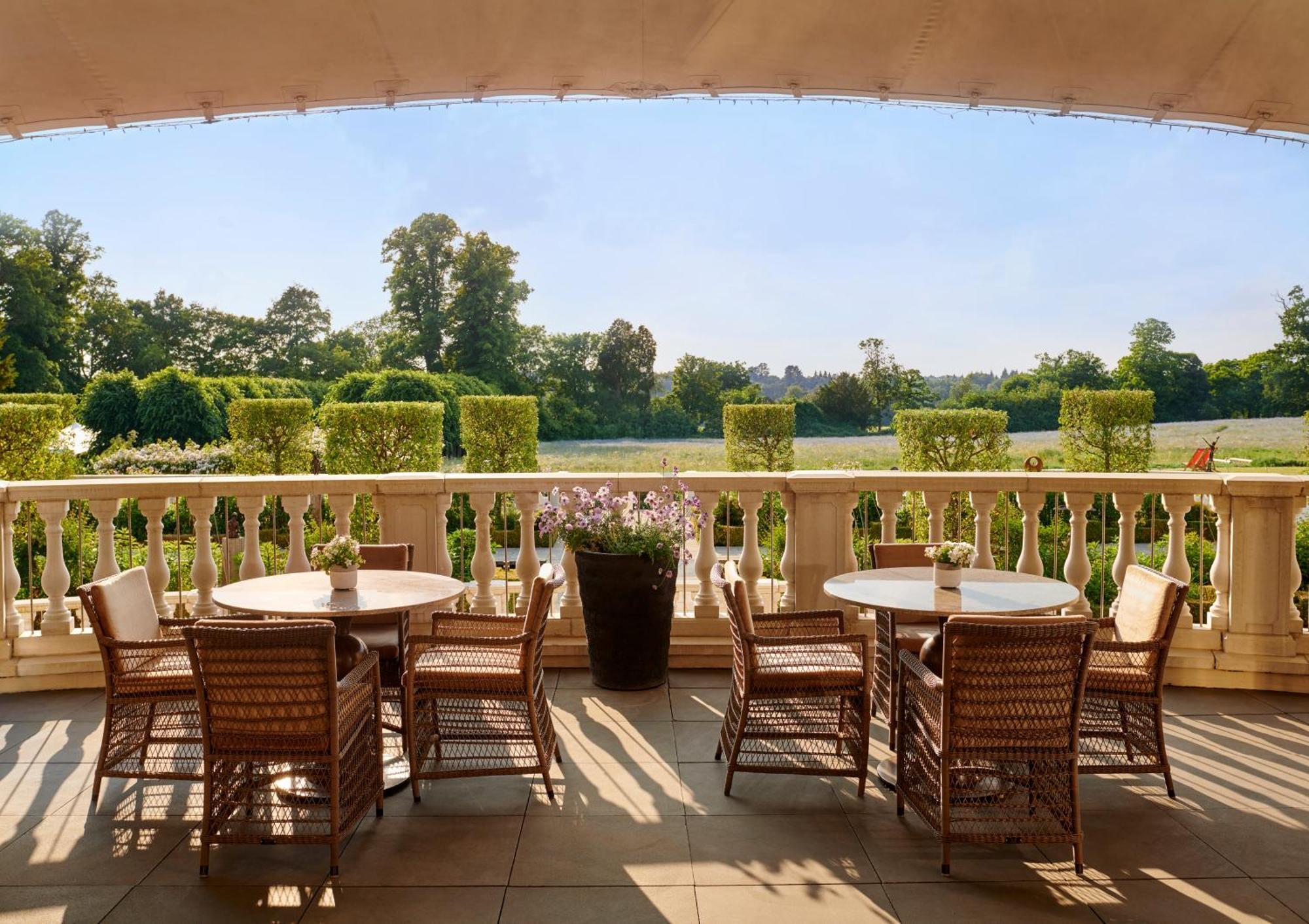 Coworth Park - Dorchester Collection Аскът Екстериор снимка